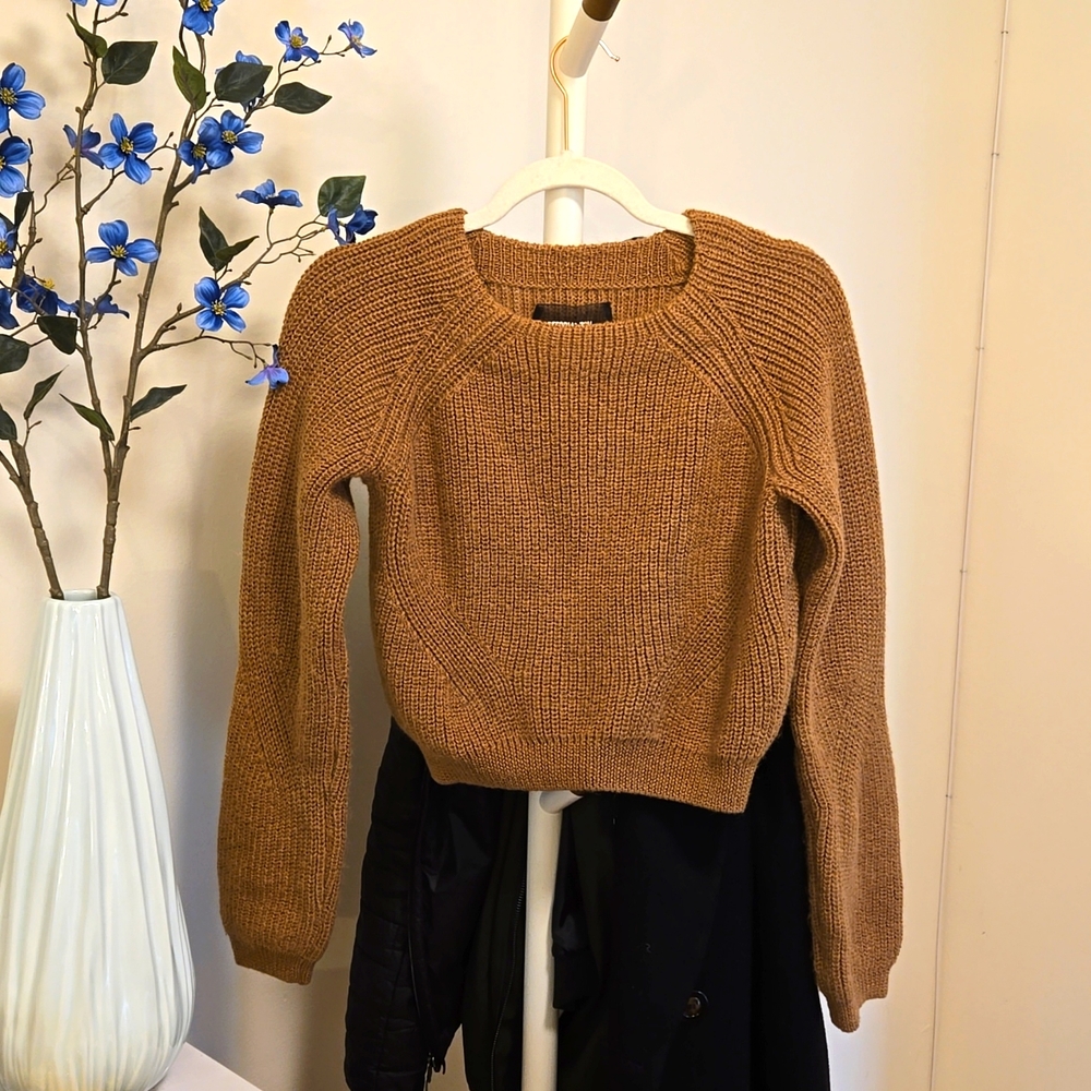 Moving Sale: Reformation sweater, tan color, size s